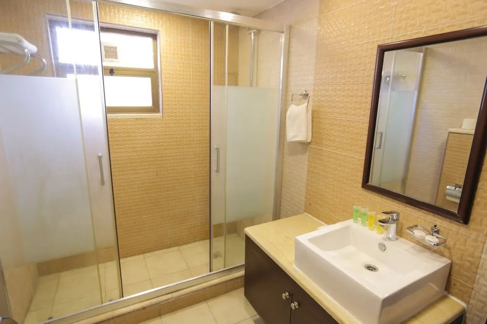 Lancaster hotel apartments