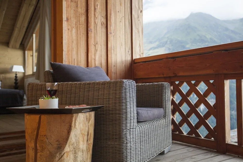 Chalet White Eden