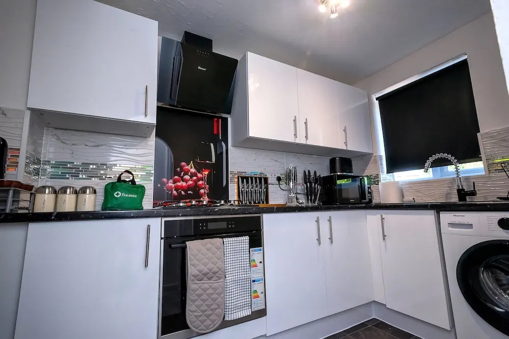 I Love London! A Stunning 2 Bed Home Sleeps 1-3!