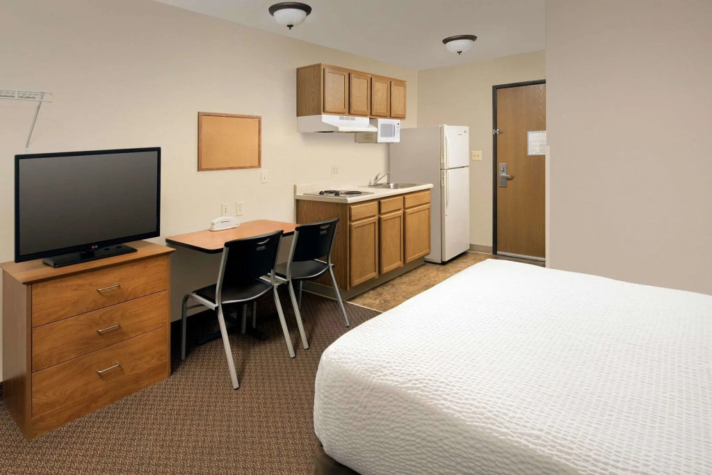 WoodSpring Suites San Antonio South