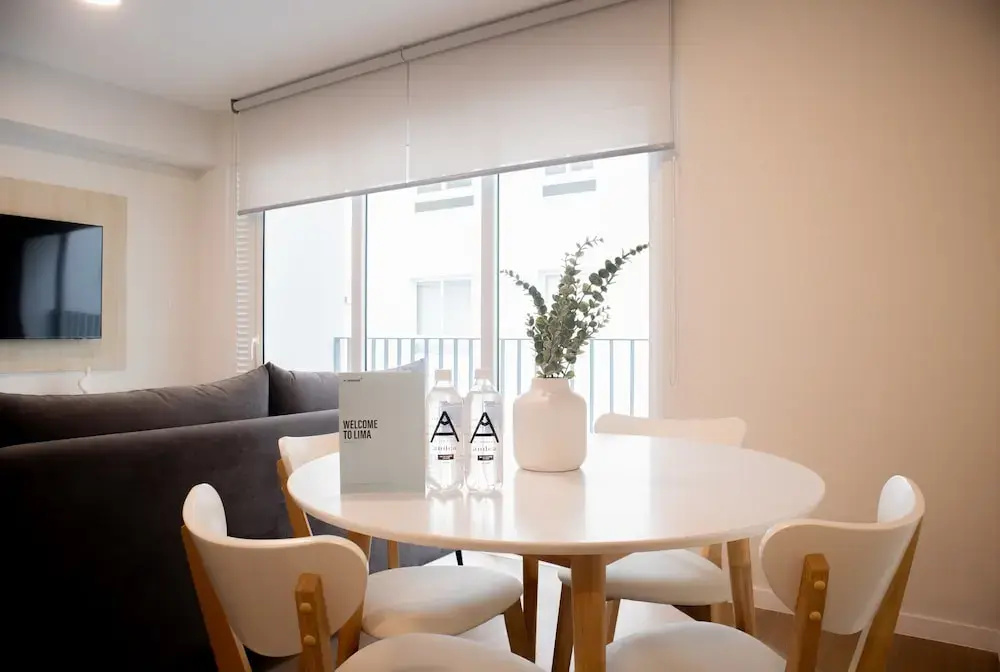 w Charming 2BR Stay in Miraflores