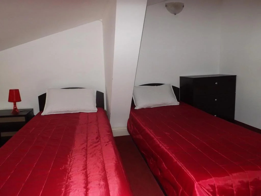 Hostel Rayska Yabalka