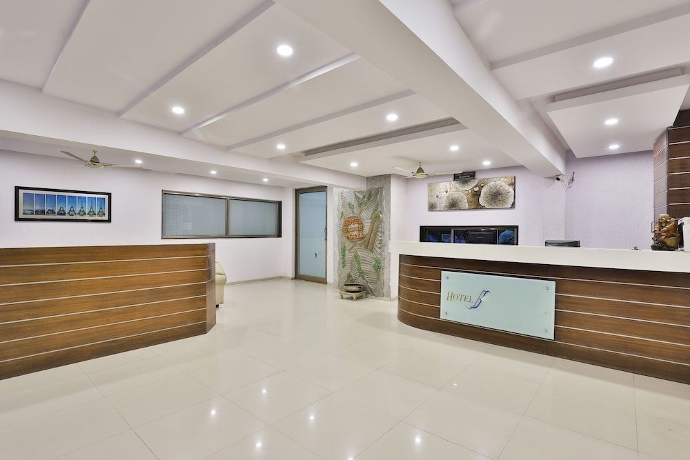 Hotel Shree Plaza