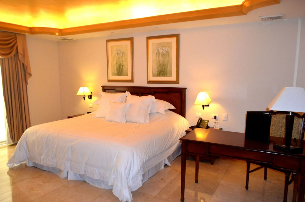 Hotel Hacienda Real
