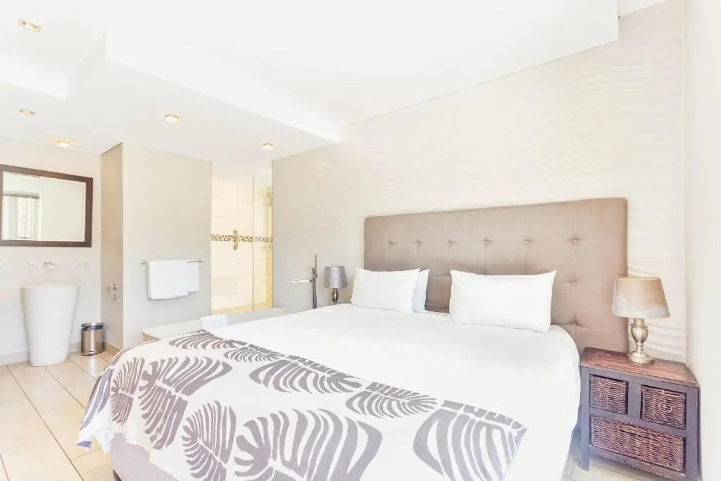 Three Bedroom Apartment - De Waterkant