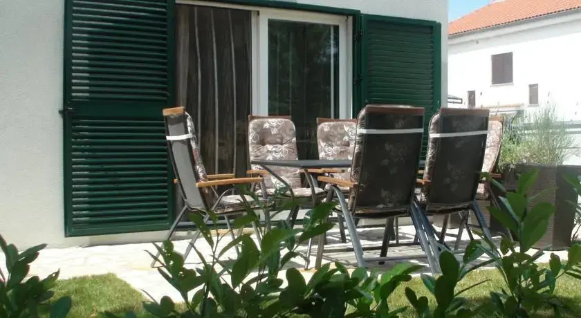 Apartments Eva