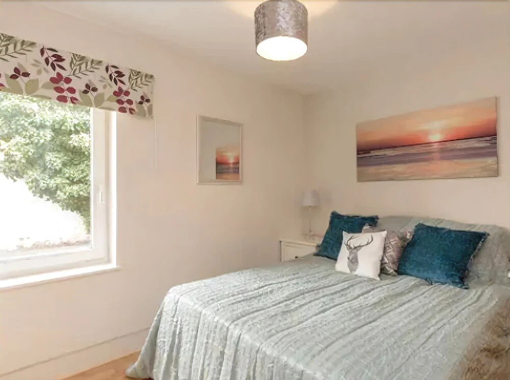 2 Bed Apartment Heart Of Edinburgh