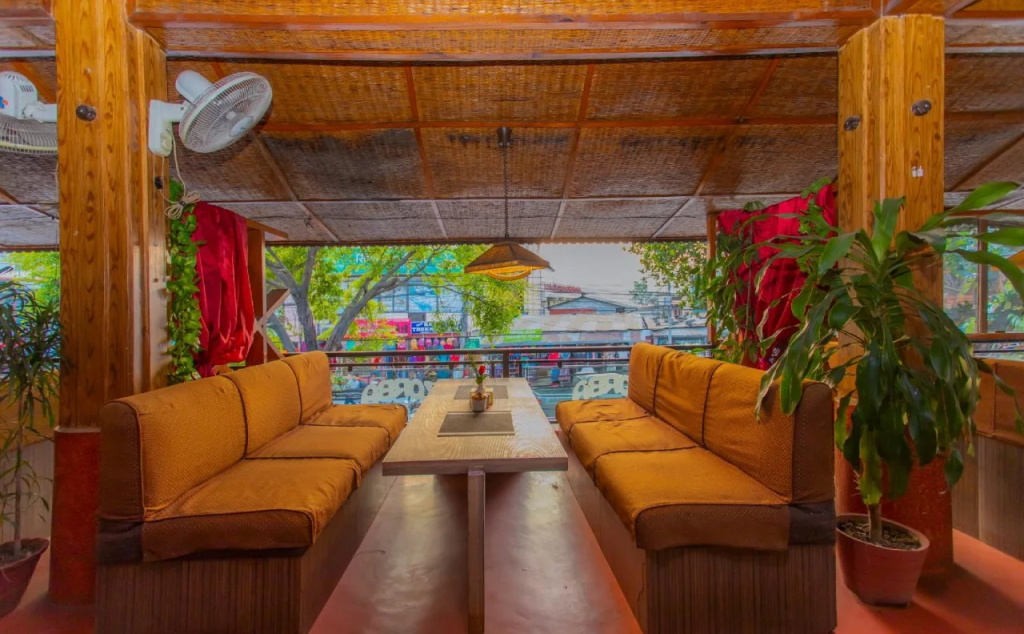 Hotel Monal By OYO Rooms