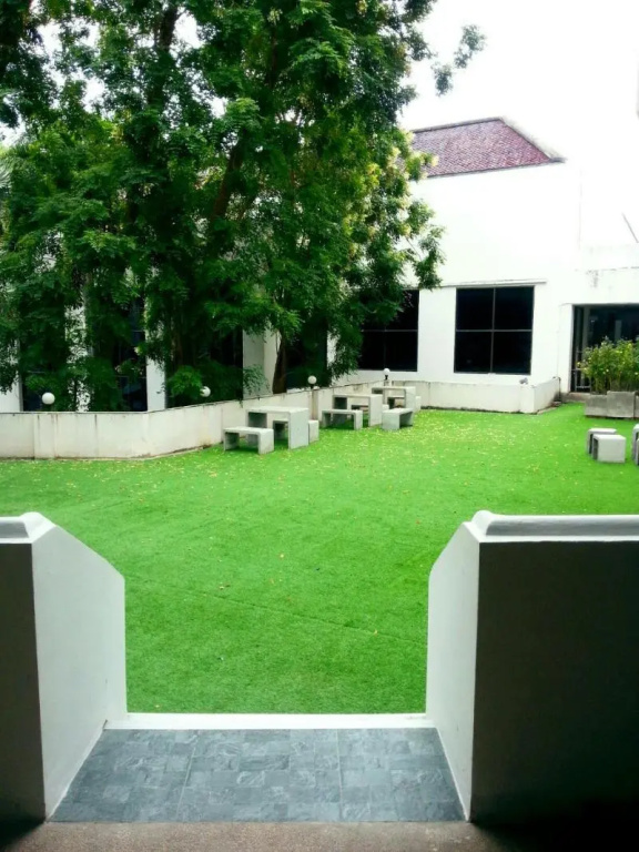 Royal Diamond Hotel