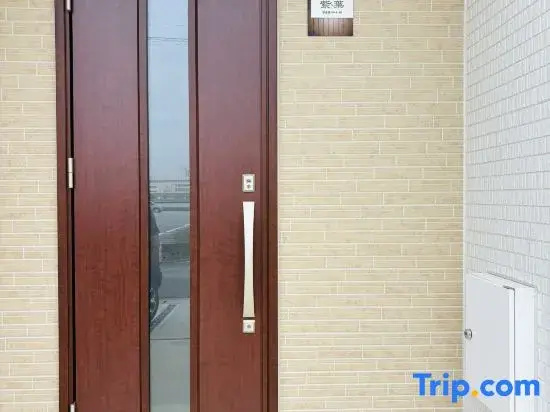 ZZOKIAI Purple Leaf!Only 30 seconds walk to seaside!Maximun 10 persons