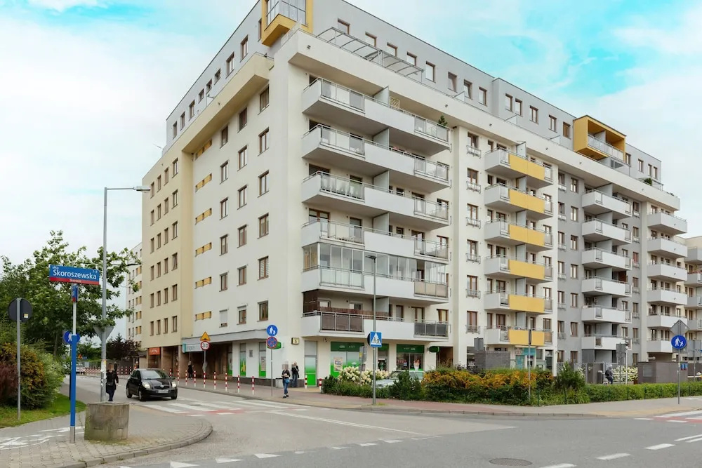 Apartment Skoroszewska Warsaw by Renters