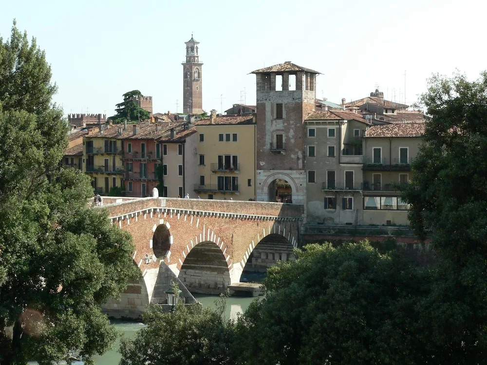 La finestra sul Ponte by Postcardsfrom