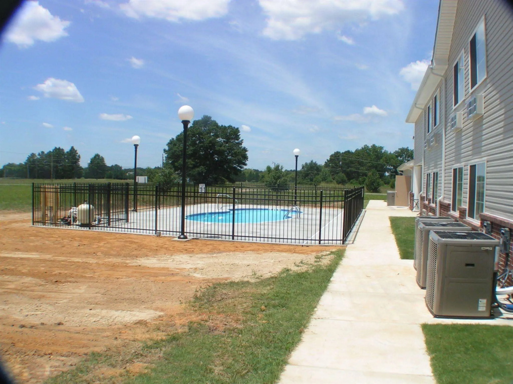 Heritage Inn and Suites