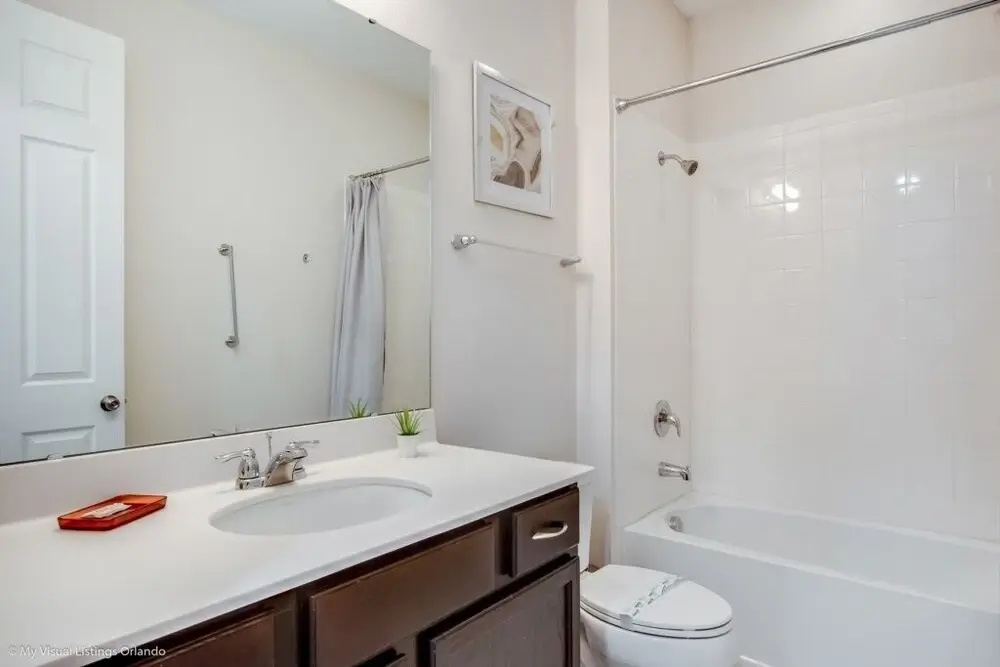 Orlando's Newest Resort Community Town Home 4 Bedroom Townhouse by Redawning