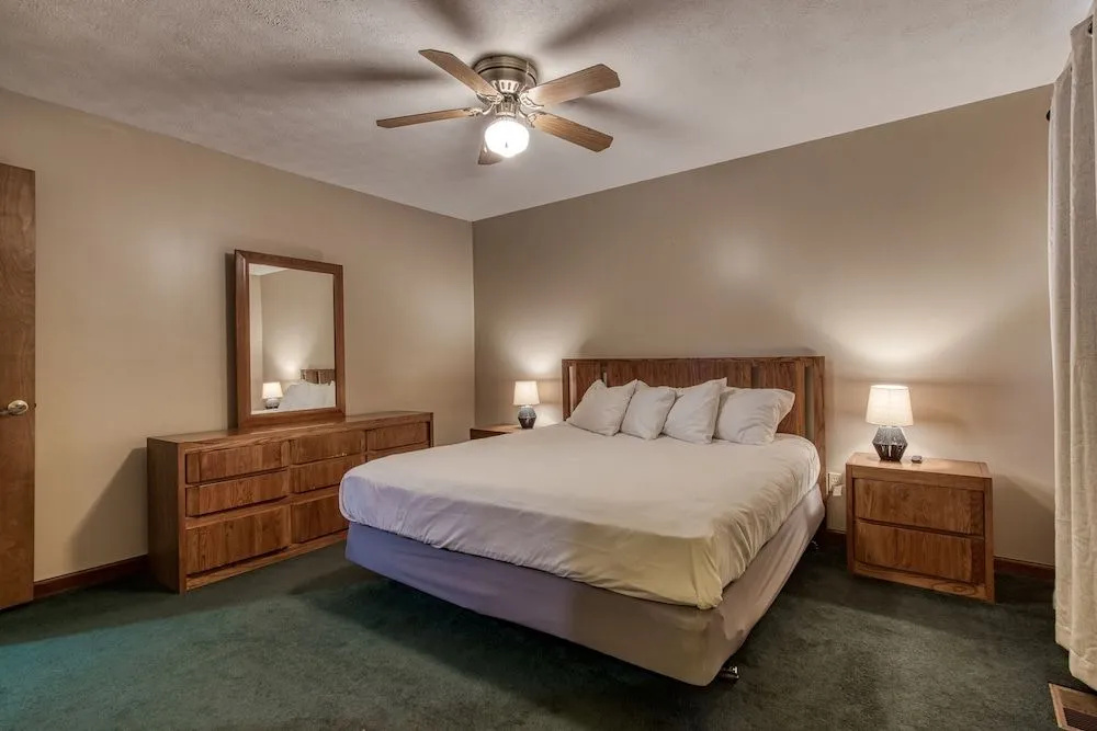 Pinecrest Townhomes