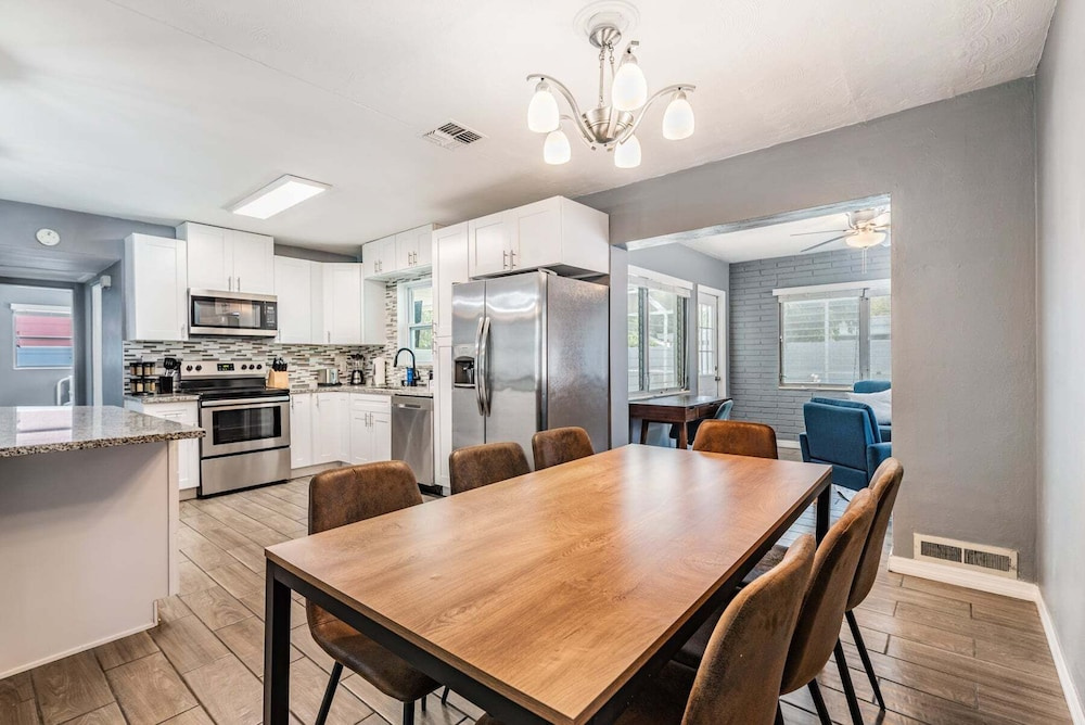 3442 Azalea Pl
