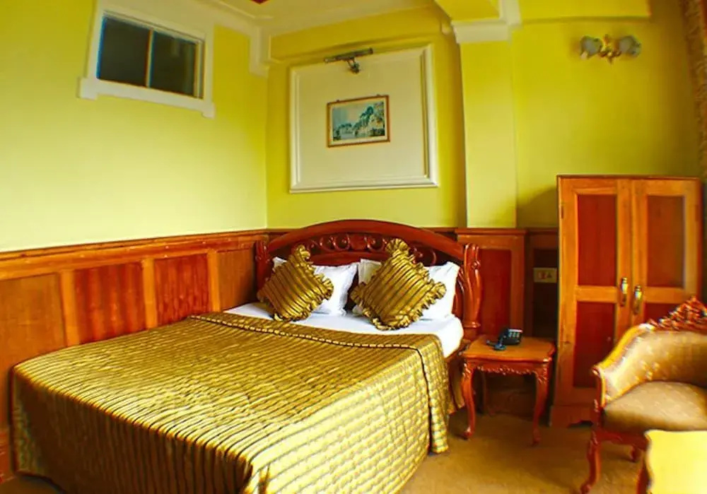 The New Castle Hotel