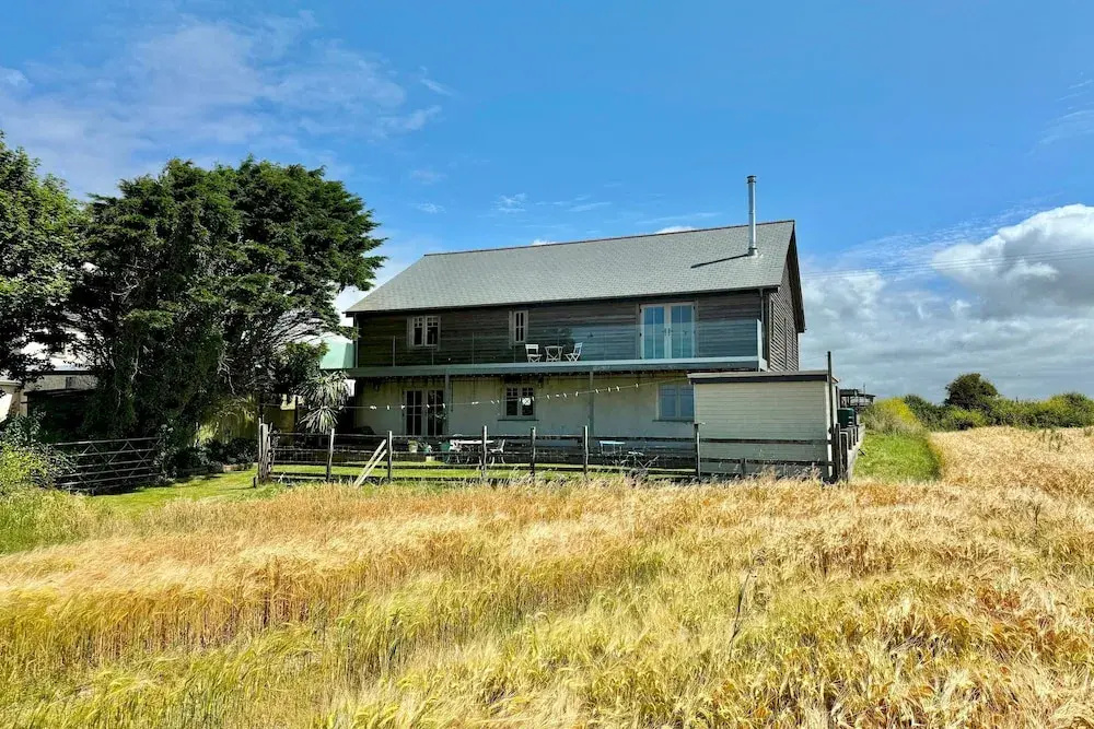Seawynds Family Home With Far-reaching Sea Views