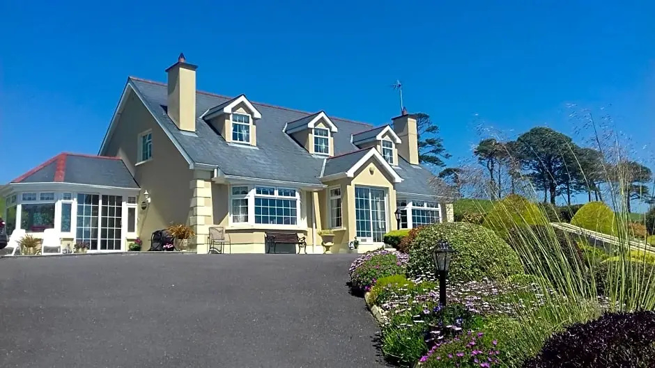 Kilmacale House