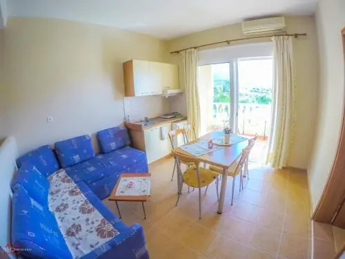 Finikas Apartments