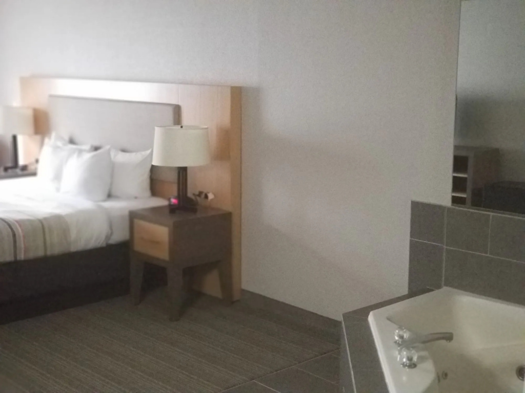 Country Inn & Suites by Radisson, Charlotte University Place, NC