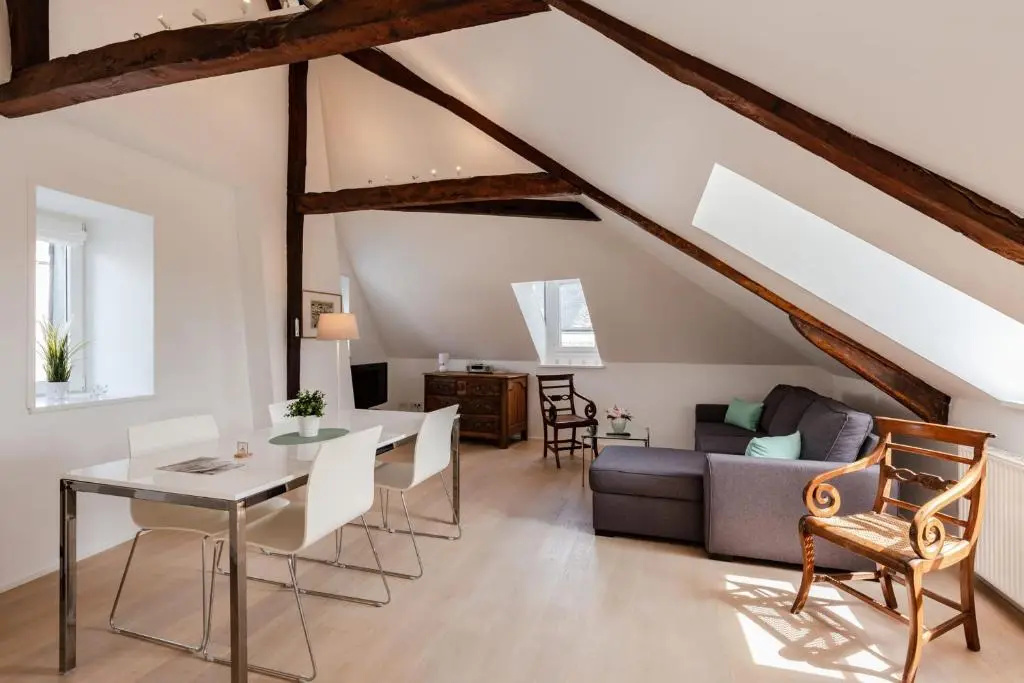 Hypolite 5 New- Elegant flat - 80 meters from the Port of Honfleur