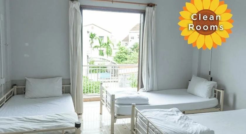 Bed Station Hostel & Pool Bar Hội An " Former Sunflower"