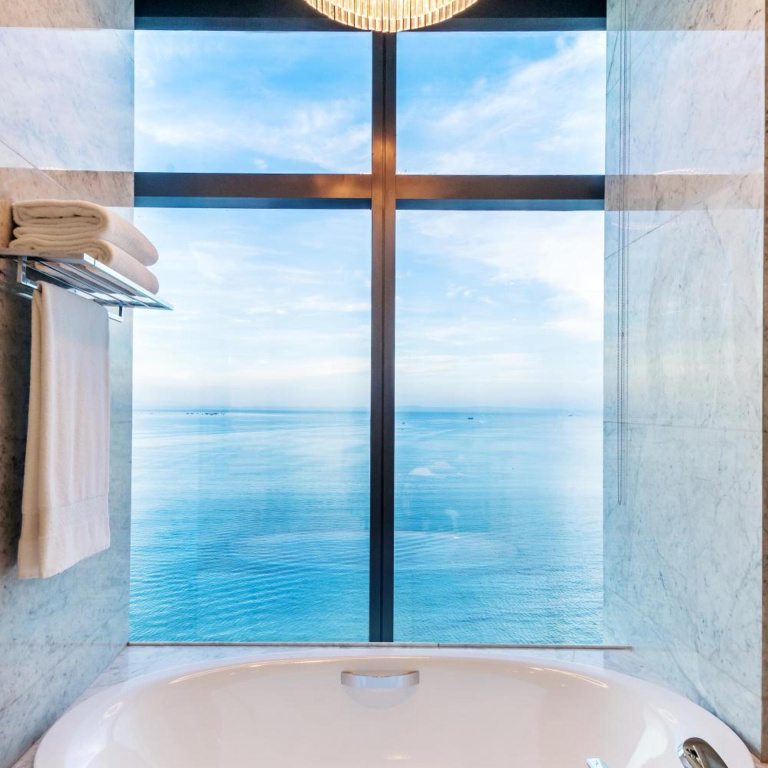 NUSTAR Hotel Cebu
