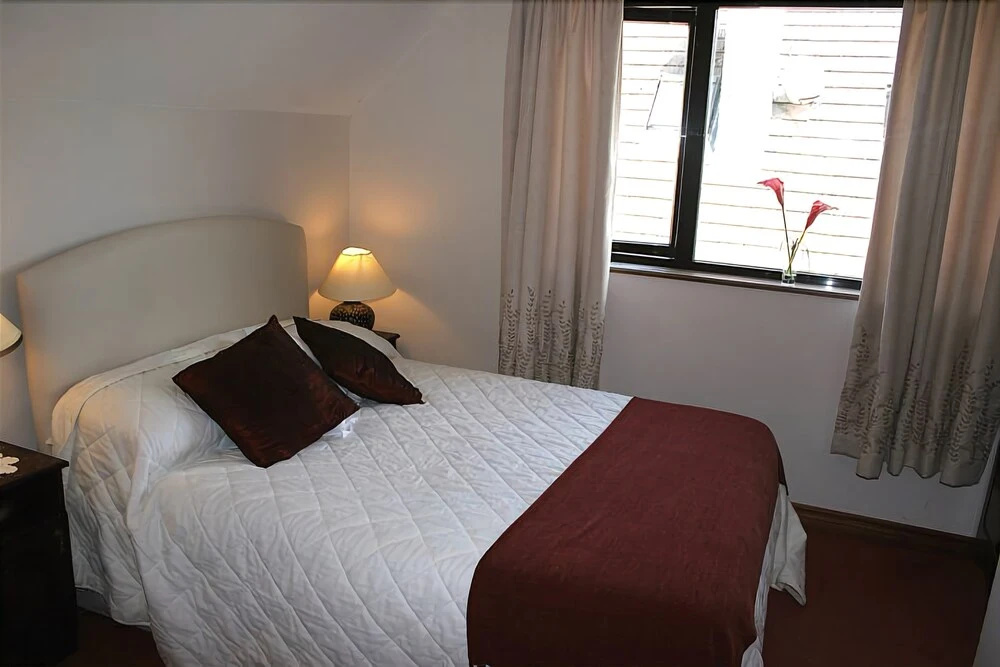 Woodview Lodge B&B
