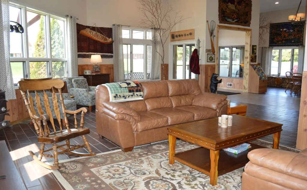 Cedar Hill Lodge