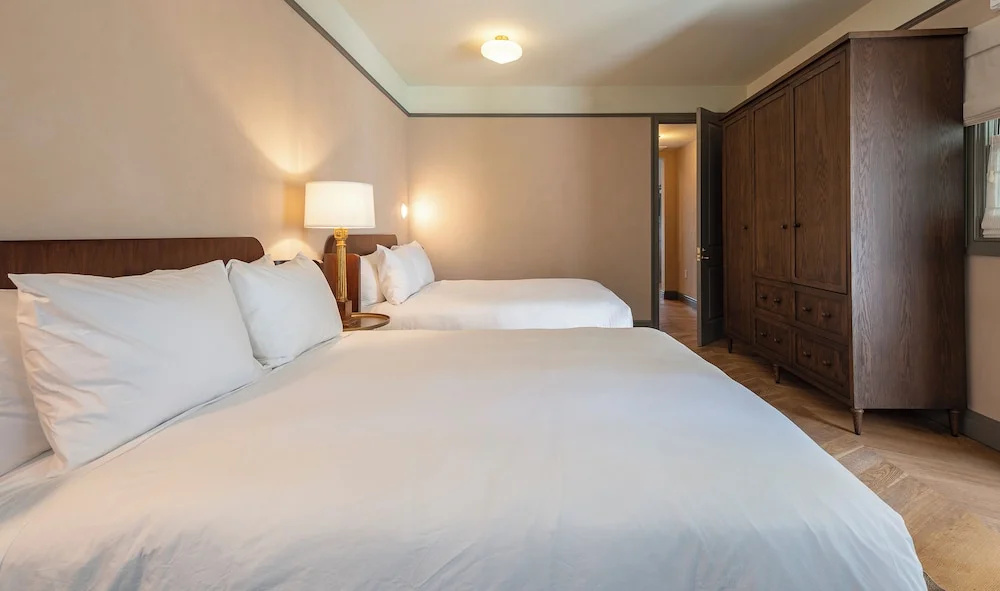 Gjelina Hotel