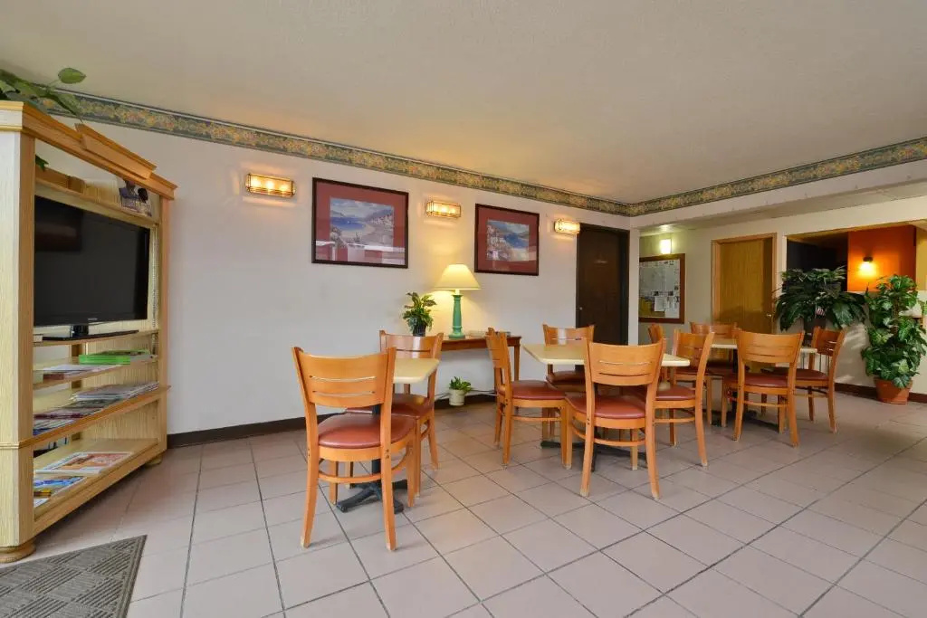 Americas Best Value Inn Decatur, IL