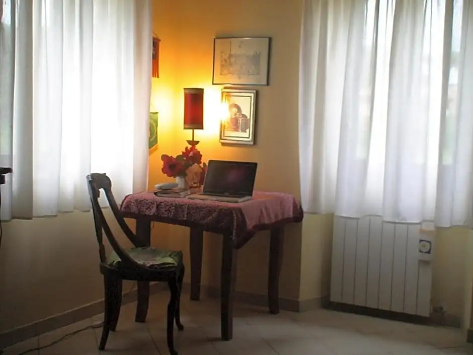 Antic Etrurian Inn