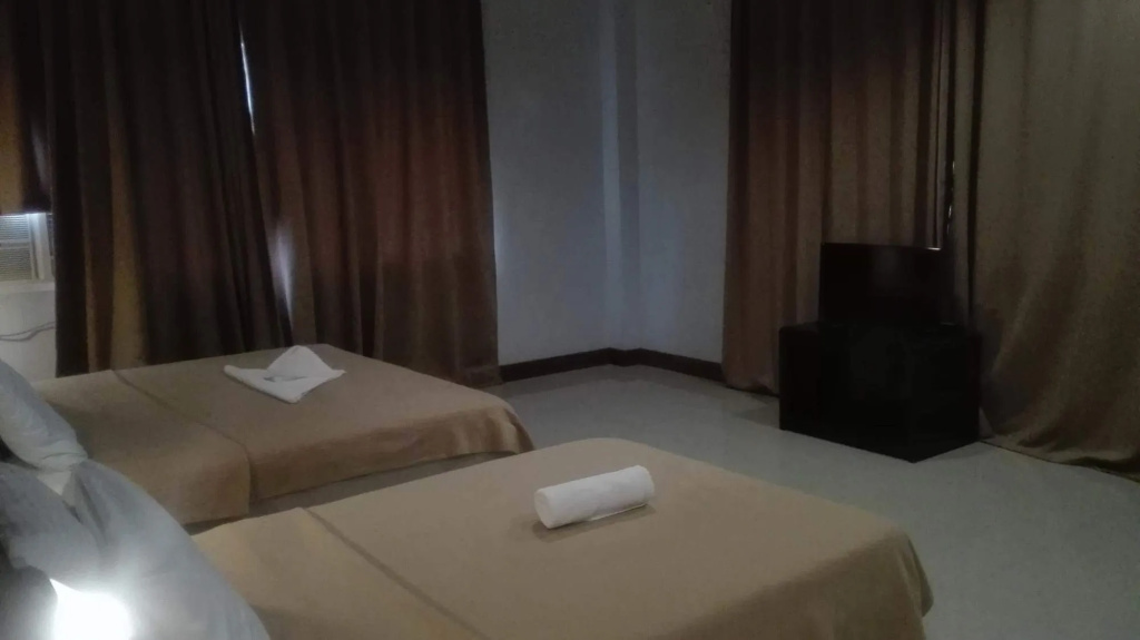 Leux Hotel