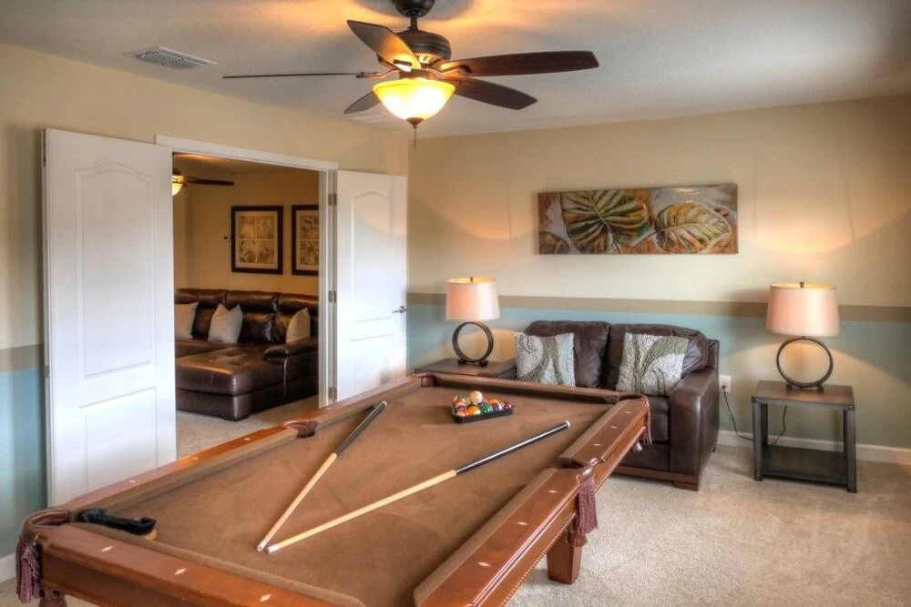 Amazing 8 bedroom home with game room