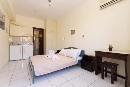 Theodora Studios & Apartments
