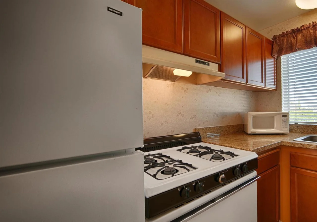 Lamplighter Inn & Suites at SDSU