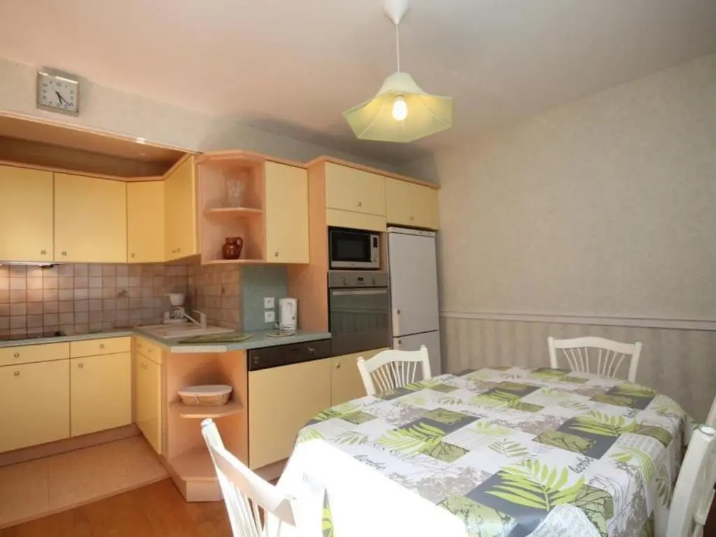 Appartement Mont-Dore, 3 pièces, 6 personnes - FR-1-608-187