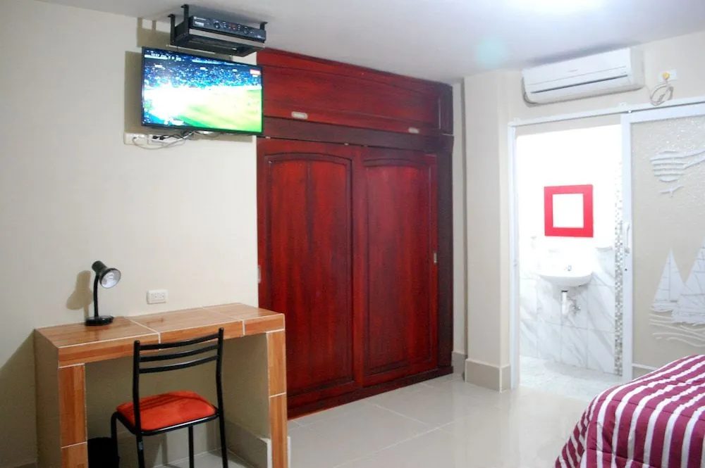 Hostal Sky