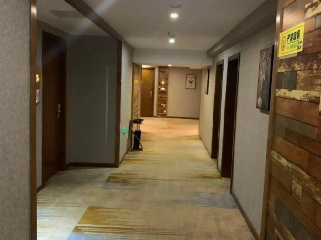 Renshou Wanye Sunshine Hotel
