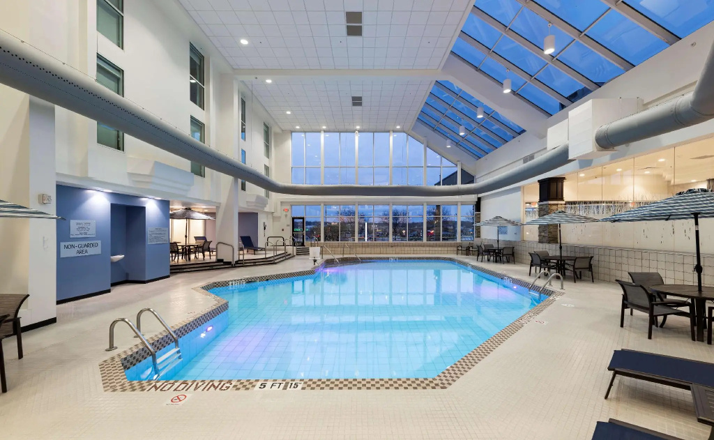 Doubletree By Hilton Madison East