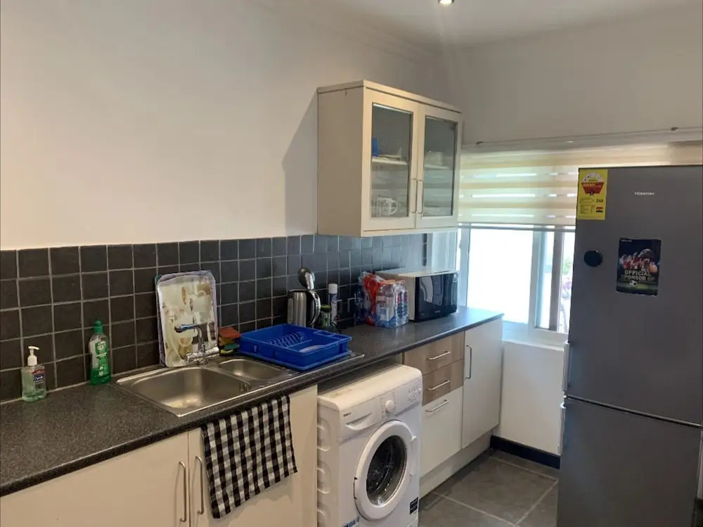Remarkable 2-bed Apartment in Accra