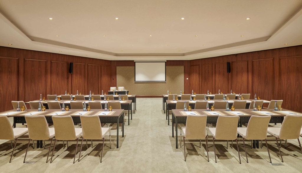 Párisi Udvar Hotel Budapest, part of Hyatt