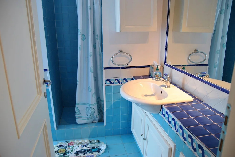 Air-conditioned Apartment With sea View Balcony in the Center of Formia