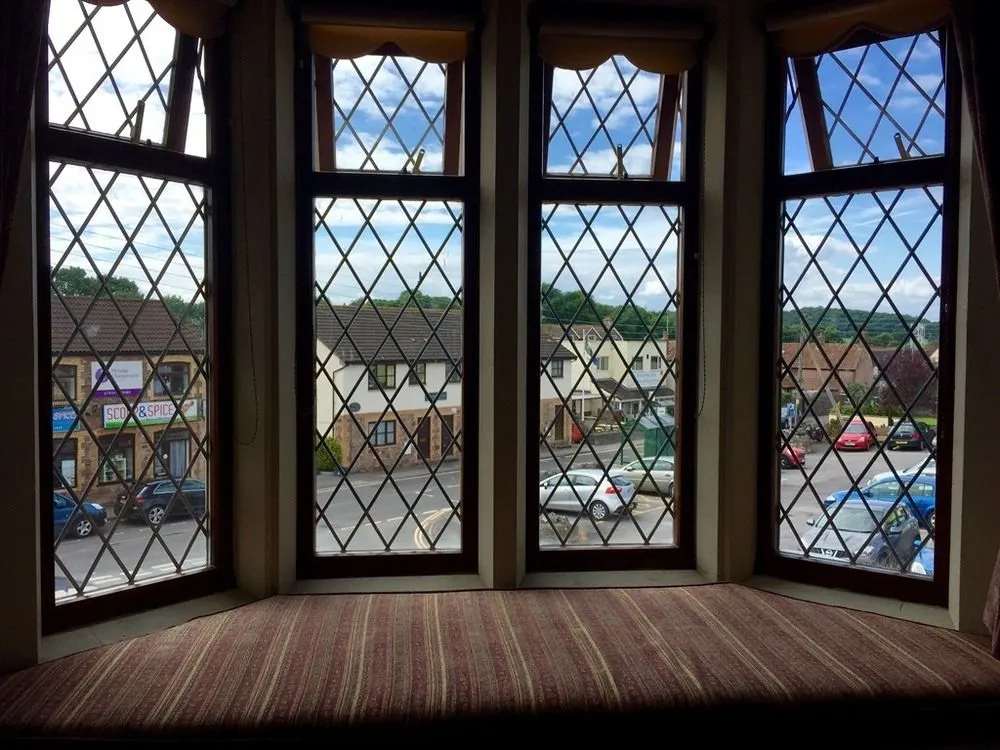 The Woodborough Inn
