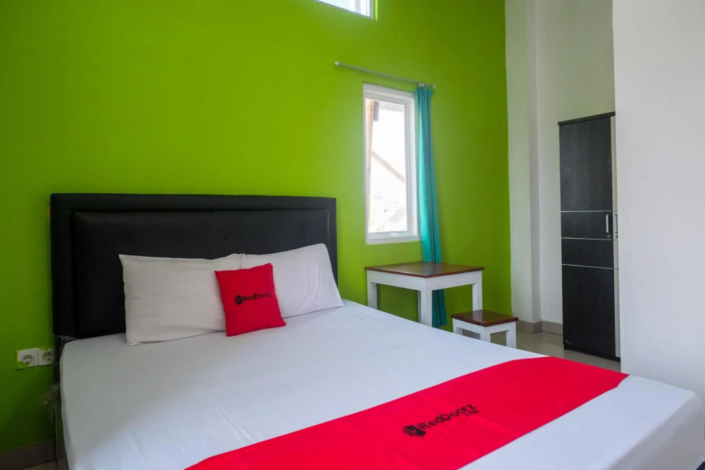 RedDoorz near Pakuwon Mall Solo Baru