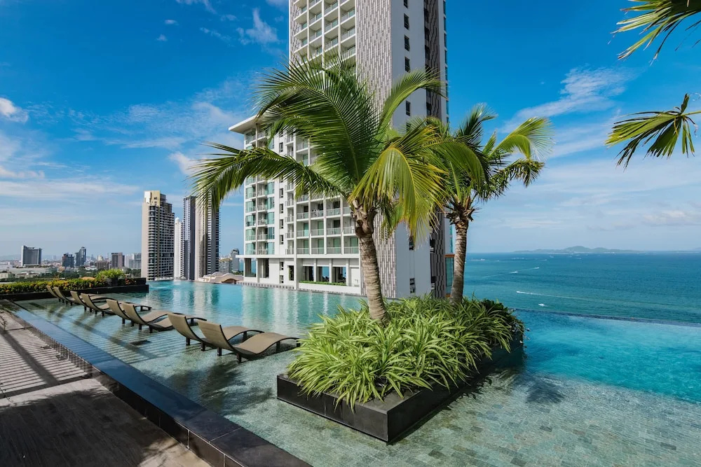 Riviera 1BR Sea View A804