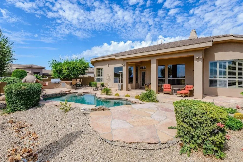 Casa Highland 3 Bedroom Home by RedAwning
