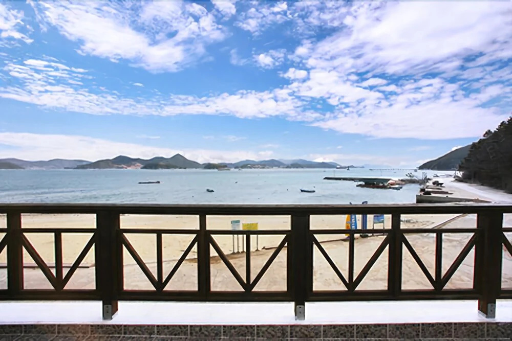 Tongyeong Blue Marine Pension
