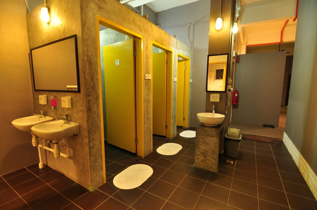 SKYPOD Hostel